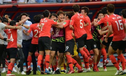 和酒吧的双 和酒吧的双