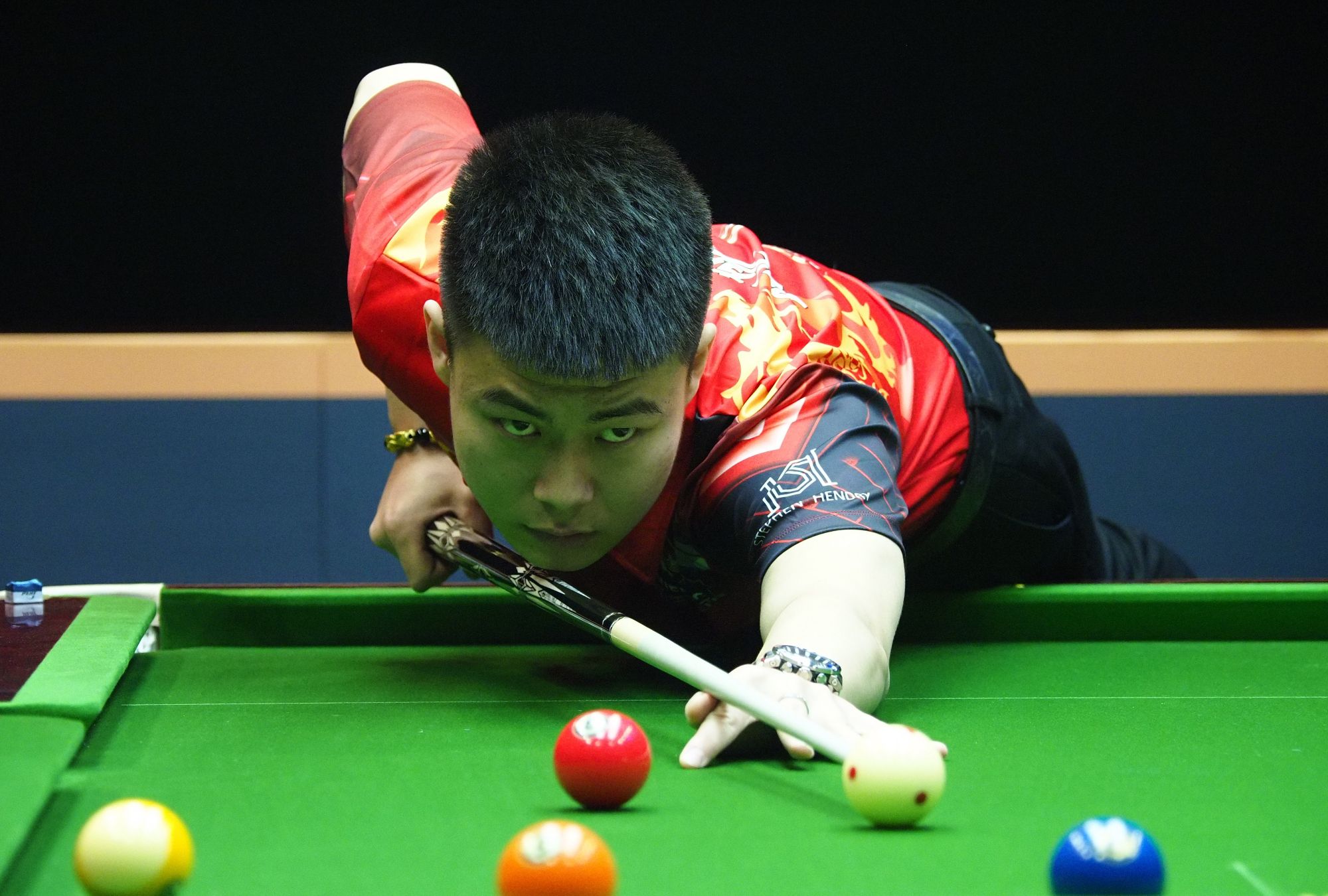 某位选手在 某位选手在