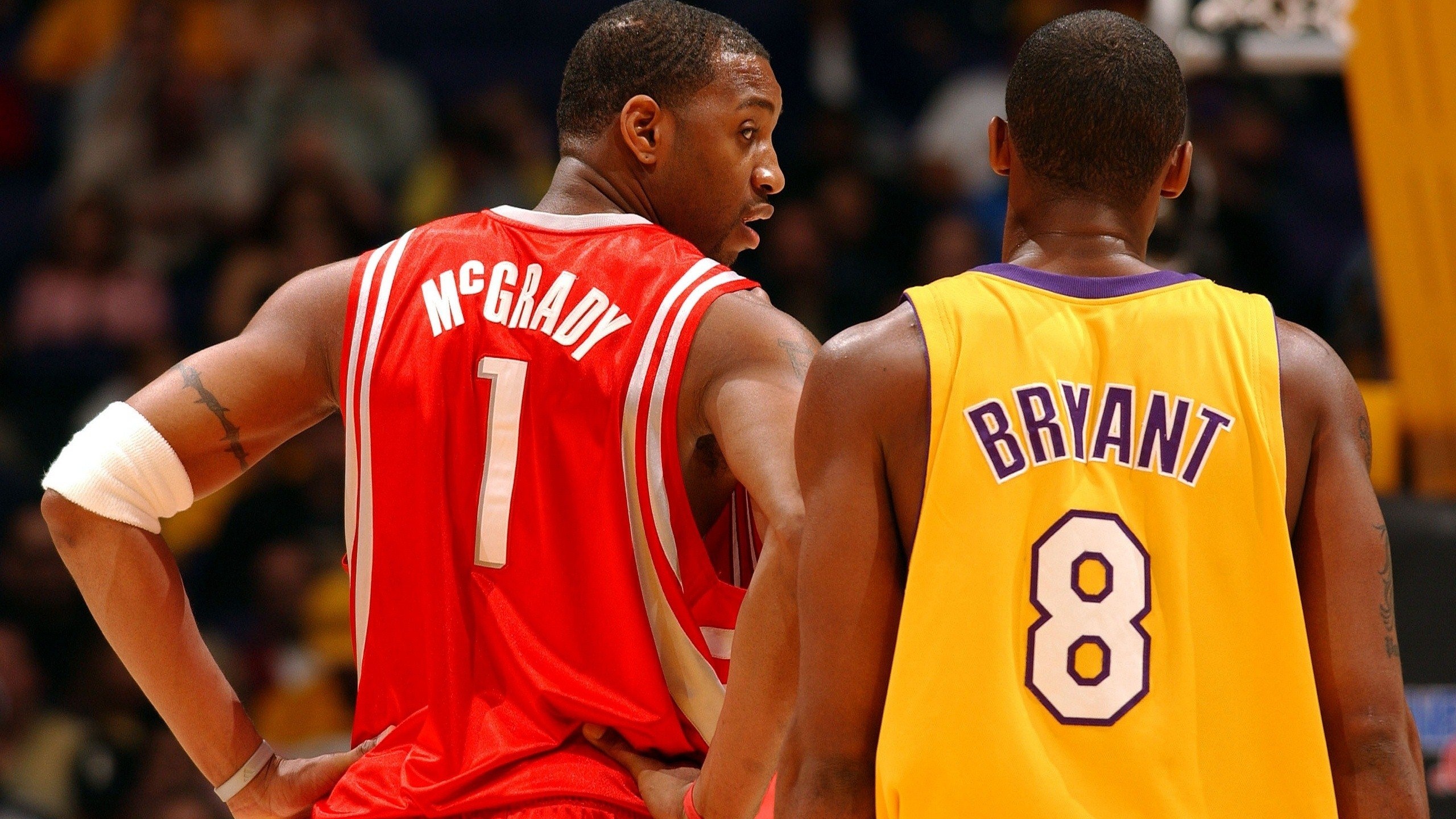 在曼联效力 在曼联效力