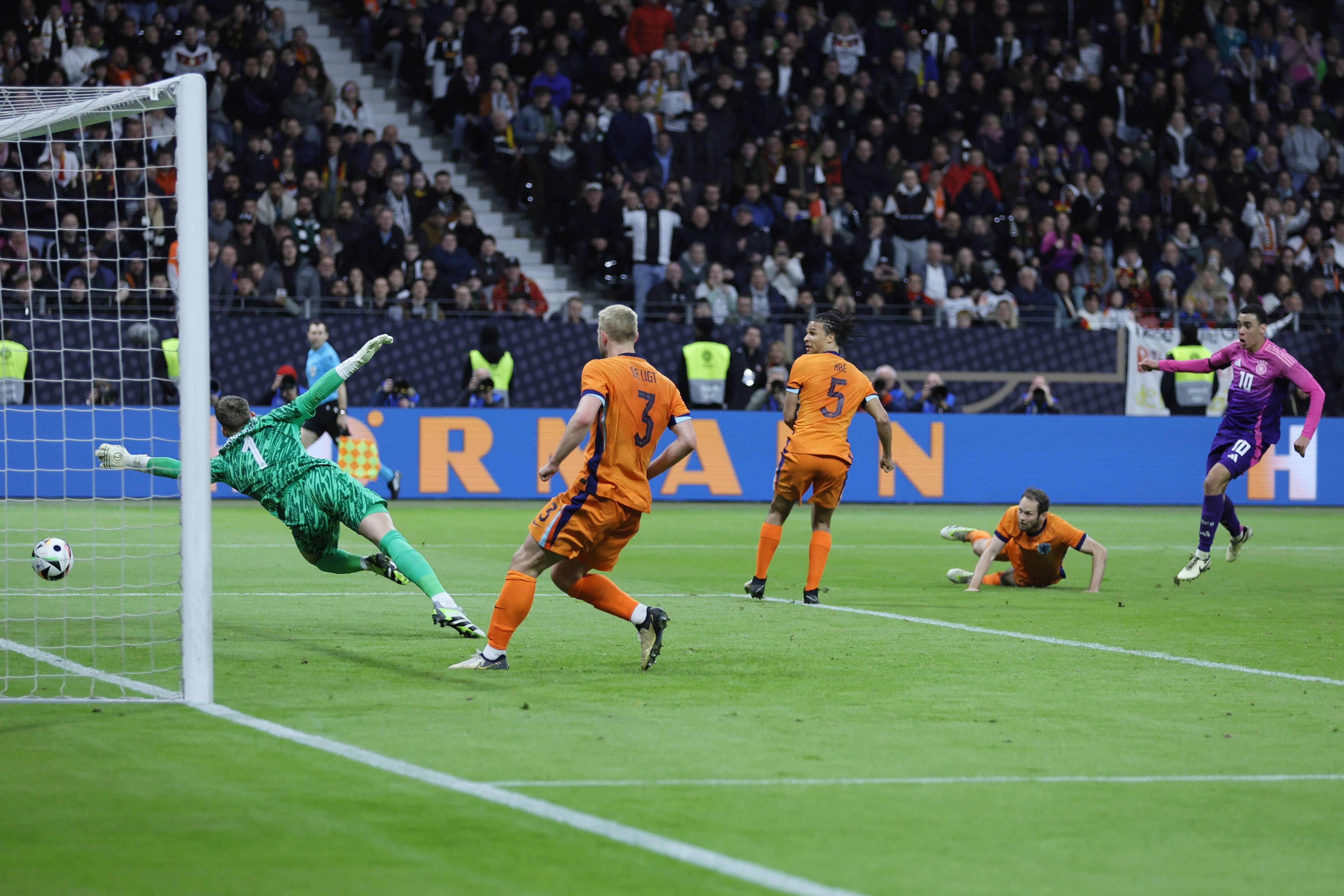 场后不久 场后不久