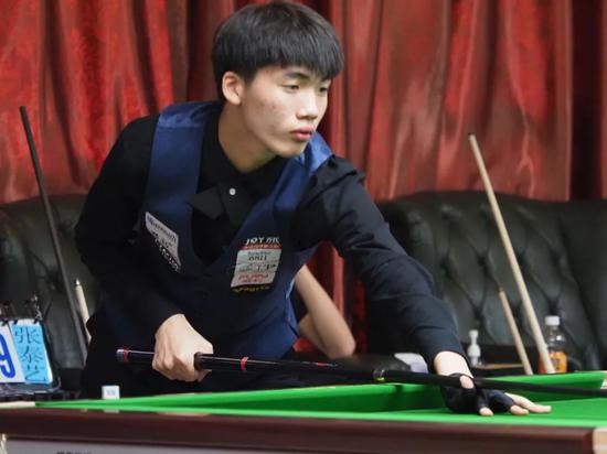 一篇含有 一篇含有